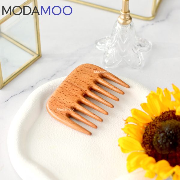 شانه چوبی دندانه درشت چوب گردو