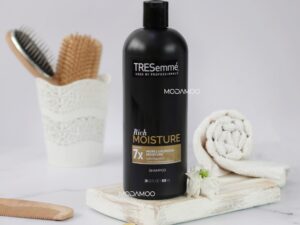 شامپو مویسچر شامپو آبرسان عمیق موهای خشک ترزمه Tresemme Moisture Rich Shampoo