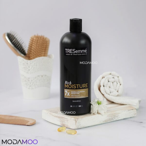 شامپو آبرسان عمیق موهای خشک ترزمه Tresemme Moisture Rich Shampoo