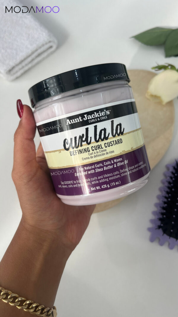 InShot_۲۰۲۴۱۱۱۶_۱۷۴۵۱۰۳۰۸ كاسترد كرل لالا آنت جكیز حالت دهنده موی فرAunt Jackie’s Curl La La Defining Curl Custard