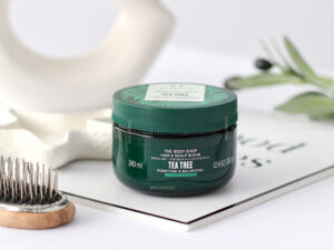اسکراب کف سر تی تری بادیشاپ اصل انگلیس Tea Tree